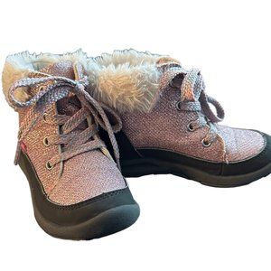 Osh Kosh Child Ankle Winter Boots Pink Sparkle White/Cream Faux Fur Top Size 9